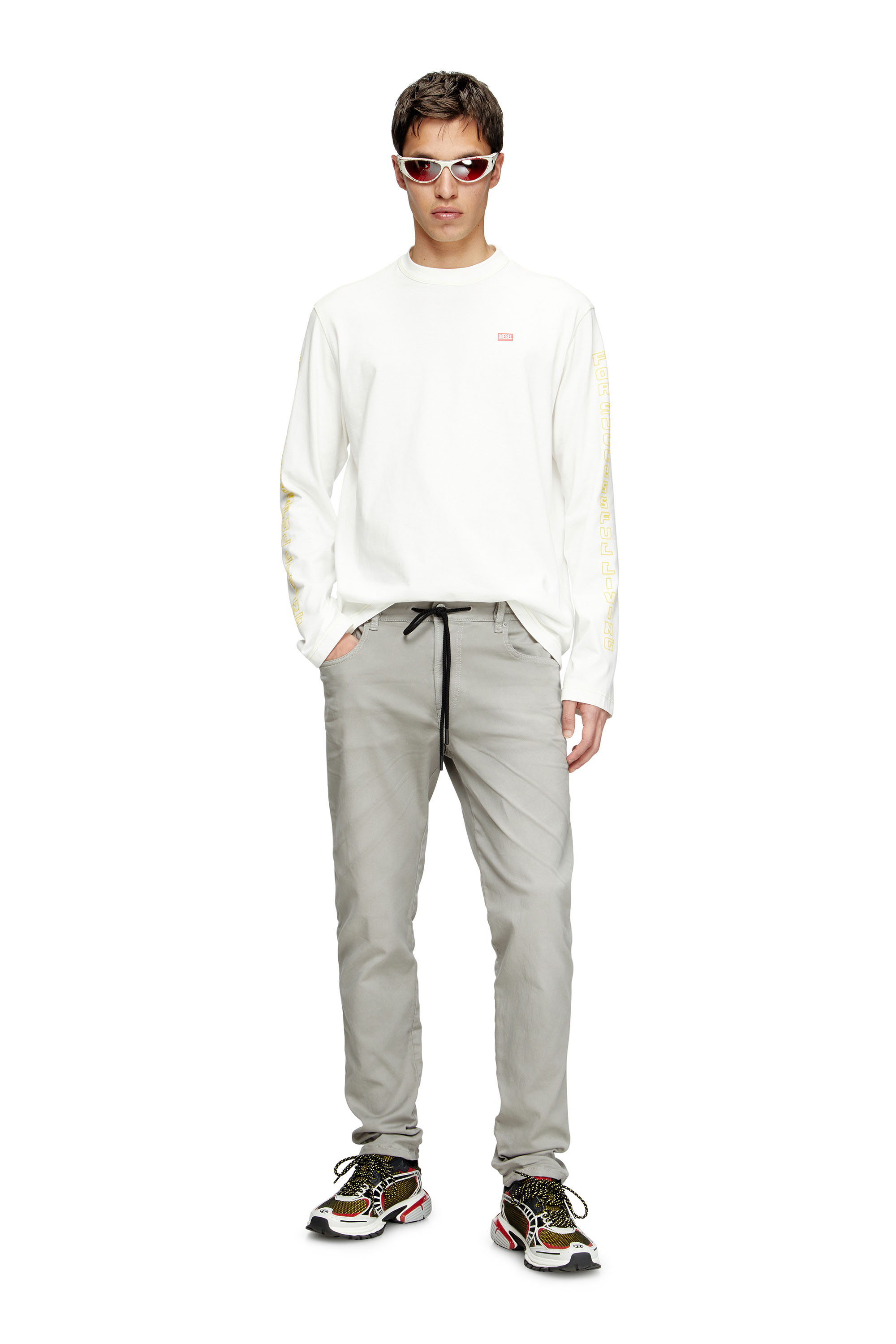 Diesel - Man's Slim 2062 D-Strukt Joggjeans&reg; 0670M, Grey - 1