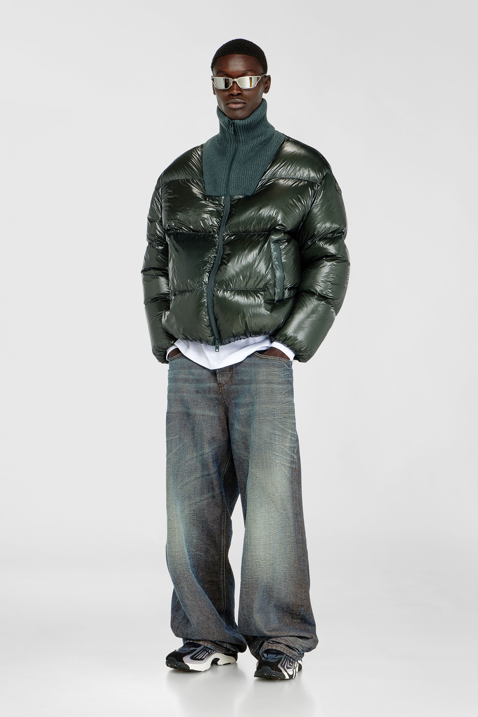 Diesel - W-RIBB, Man's Down puffer jacket in ripstop with ribbed collar in Dark Green - 2