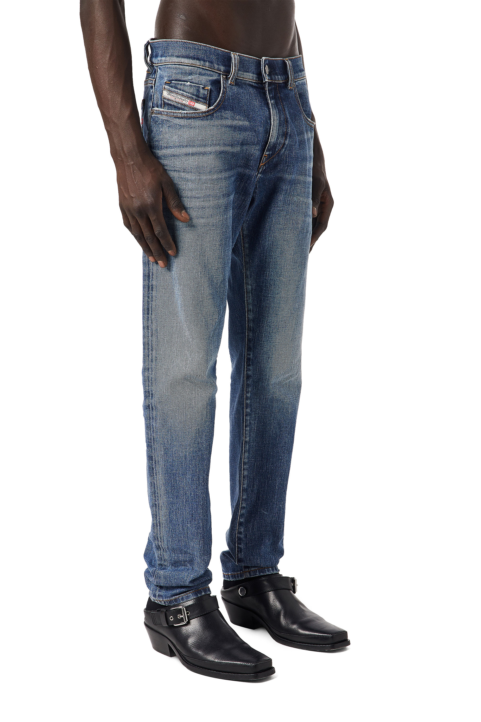 Diesel - 2019 D-STRUKT 09C61 Slim Jeans, Medium blue - Image 4