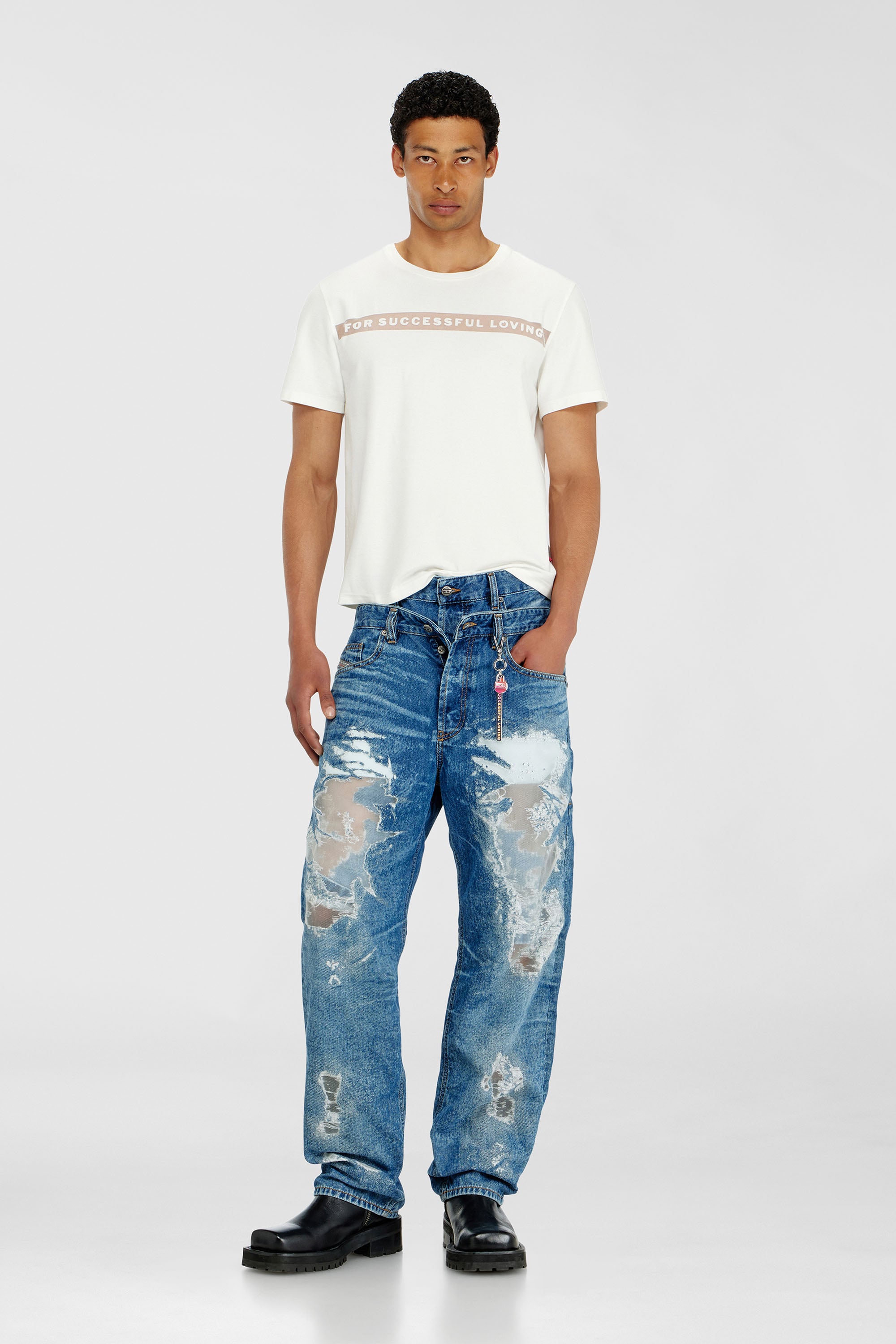 Diesel - PR-T-NOTS-CHI-R, Unisex's T-shirt with For Successful Loving logo in White - 2