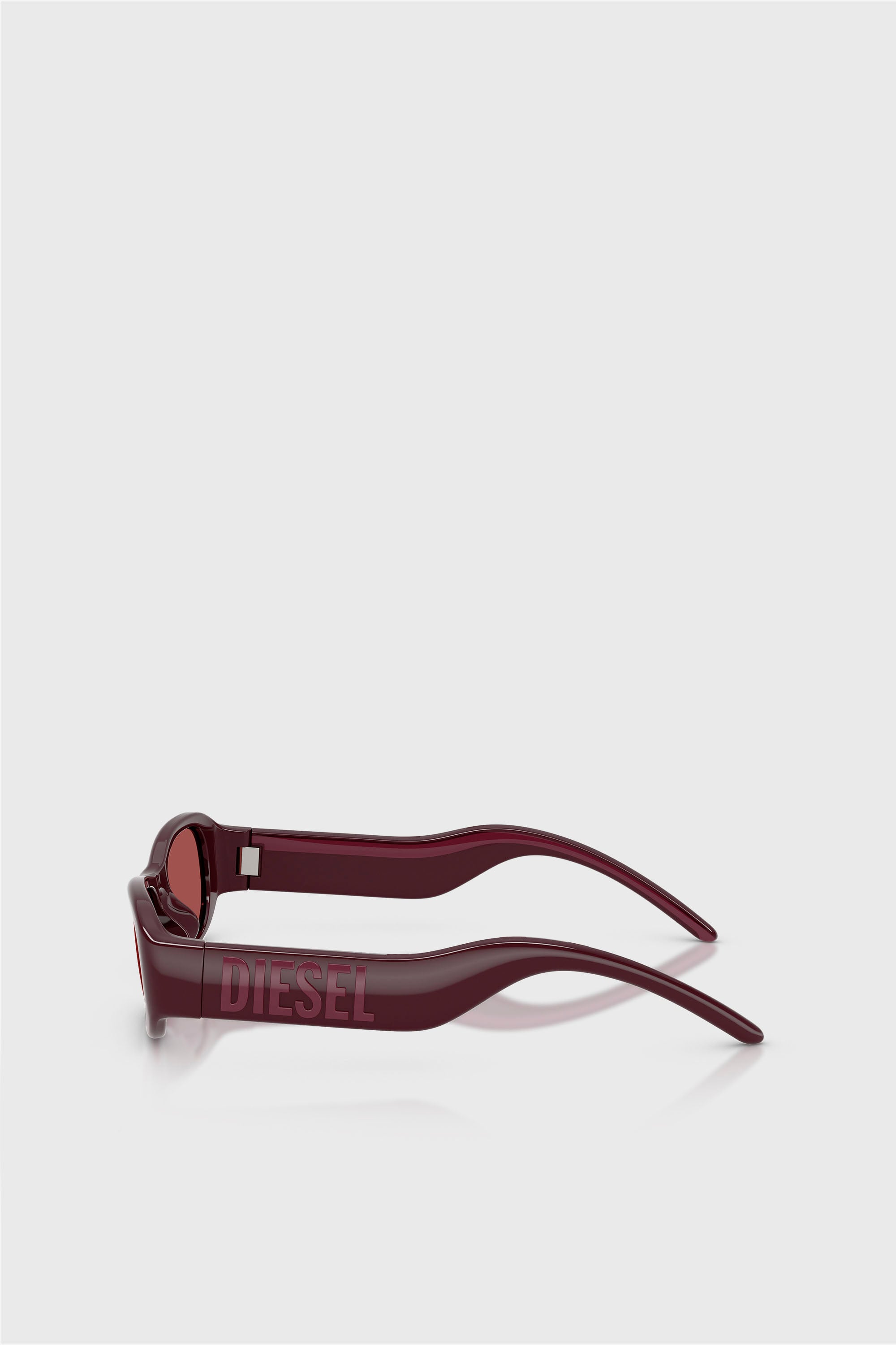 Diesel - 0DL3020U, Unisex's Pillow Sunglasses in Burgundy - 2